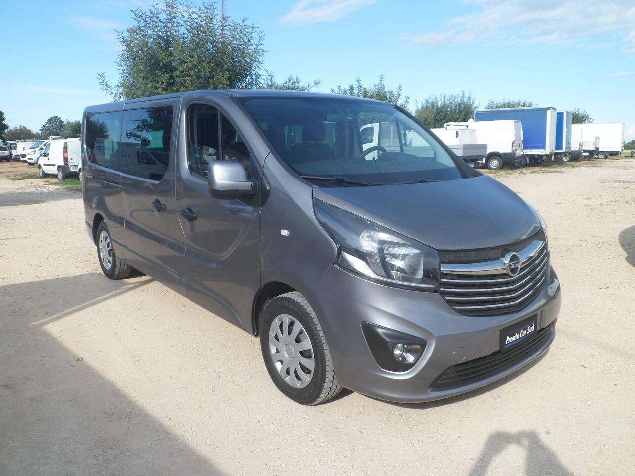 Opel Vivaro 9 posti maxi