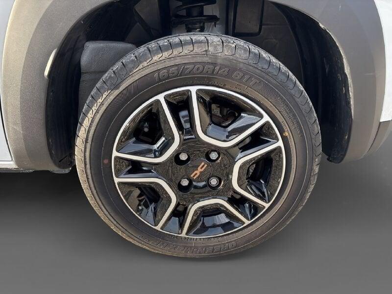 Dacia Spring Extreme Electric 65