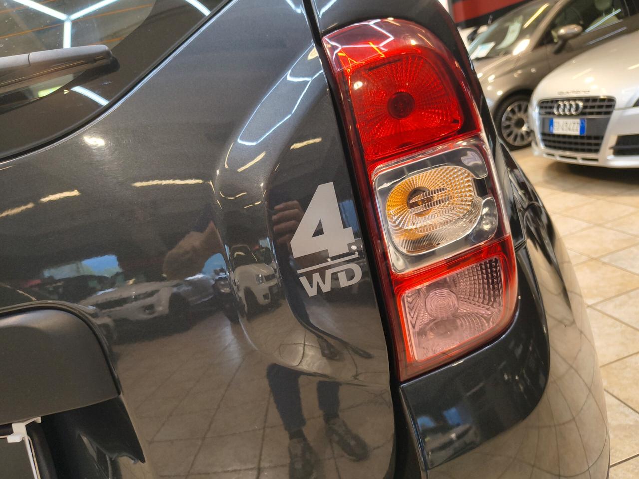 Dacia Duster 1.6 110CV 4x4 Gancio traino solo 99.000 km