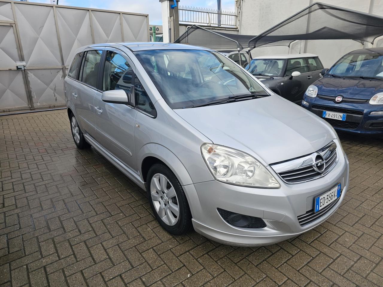 Opel Zafira 1.8 16V VVT Cosmo - 7 Posti