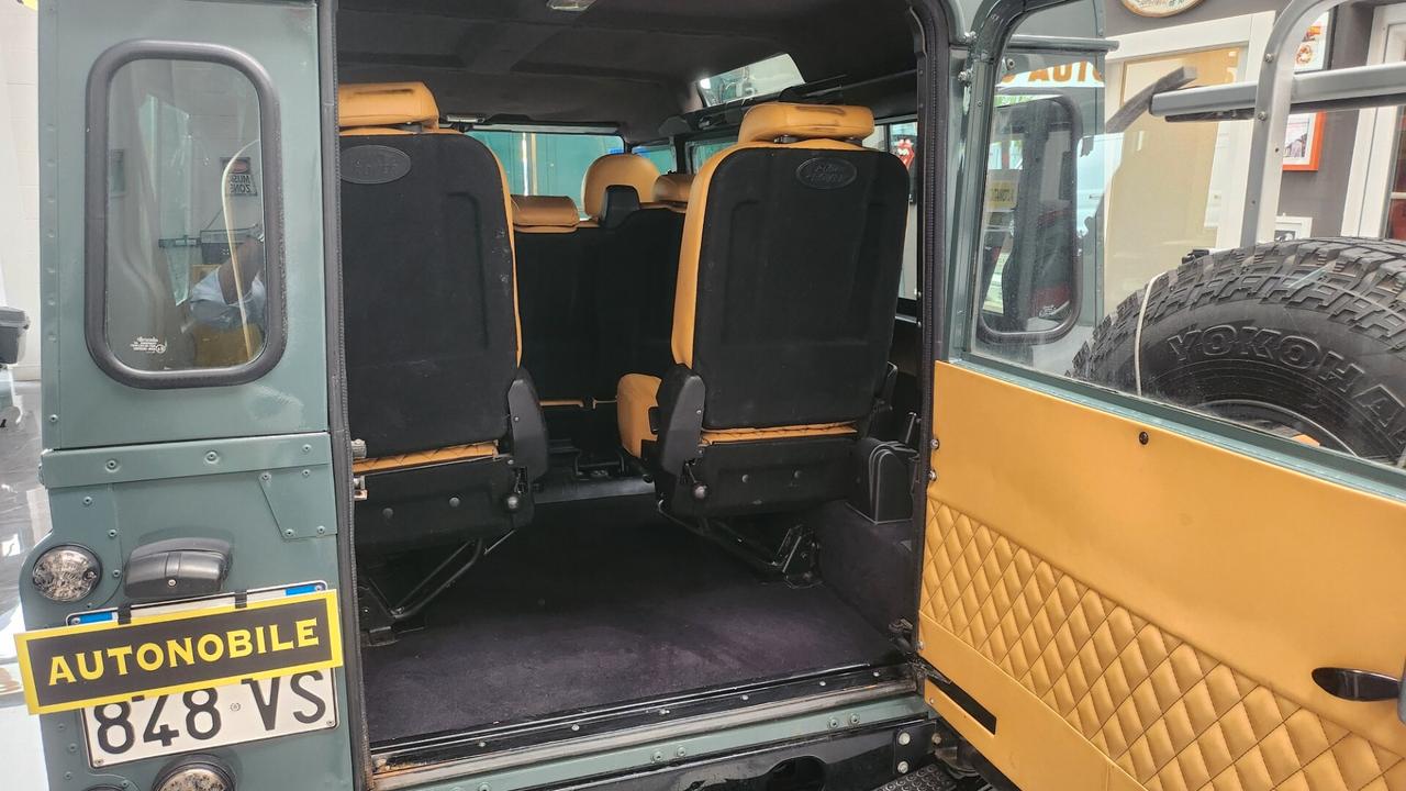 Land Rover Defender 110 2.2 TD4 Station Wagon N1