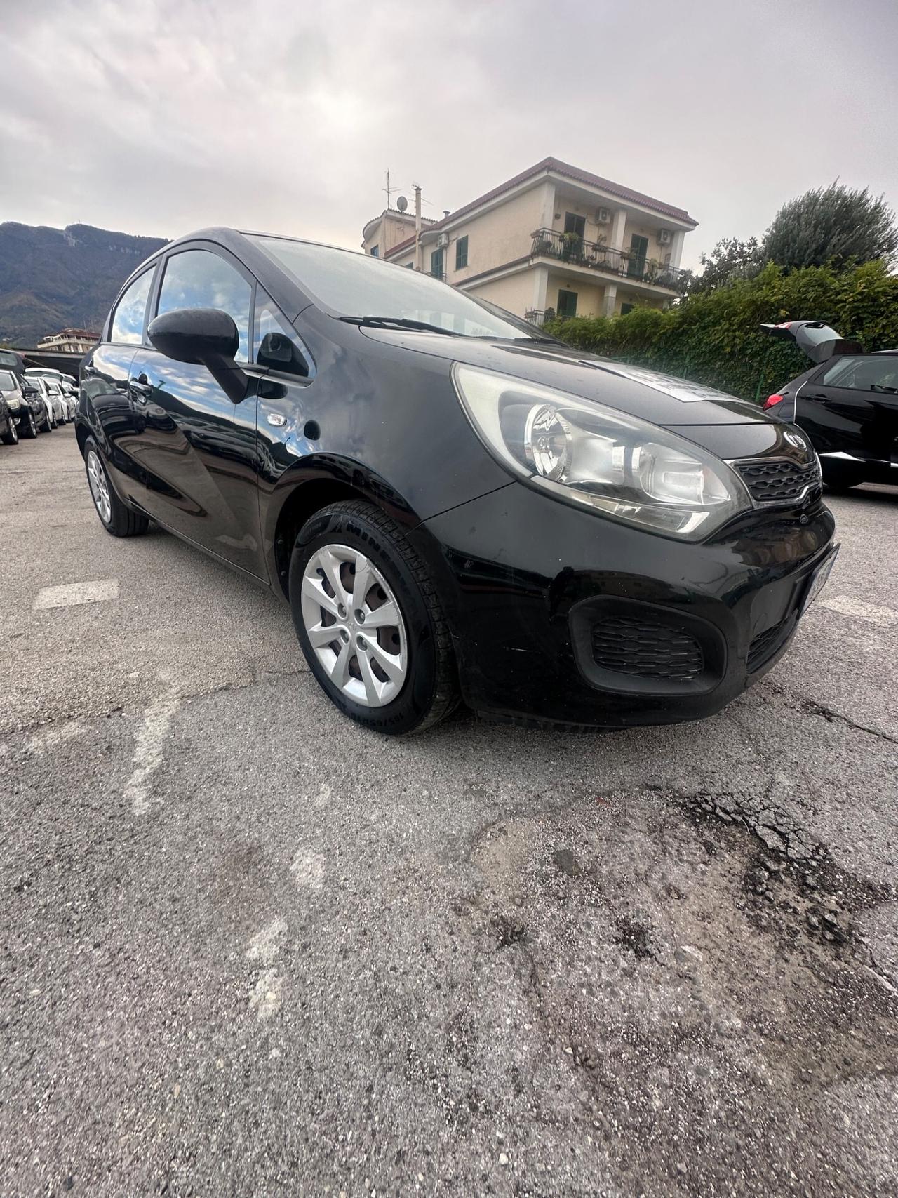 Kia Rio 1.1 CRDi 5p. Cool
