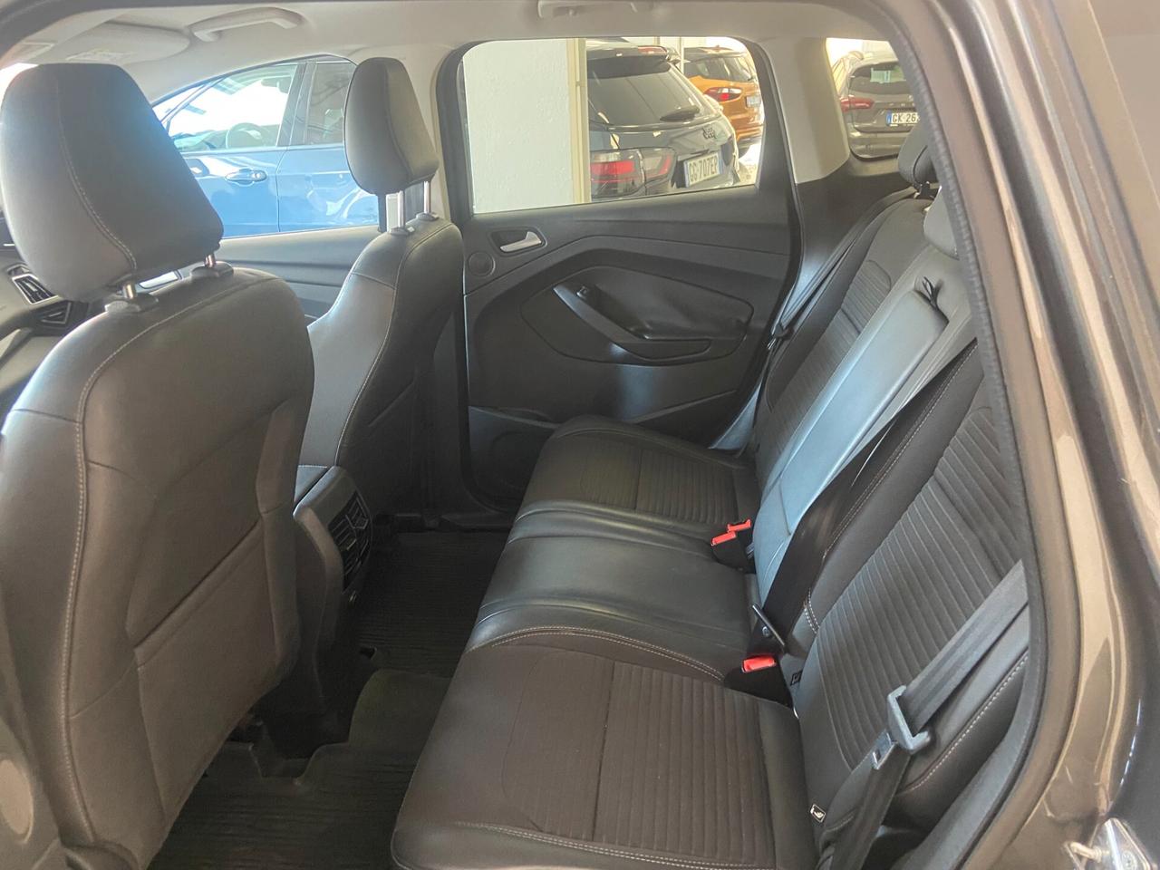 Ford Kuga 1.5 TDCI 120 CV S&S 2WD Titanium