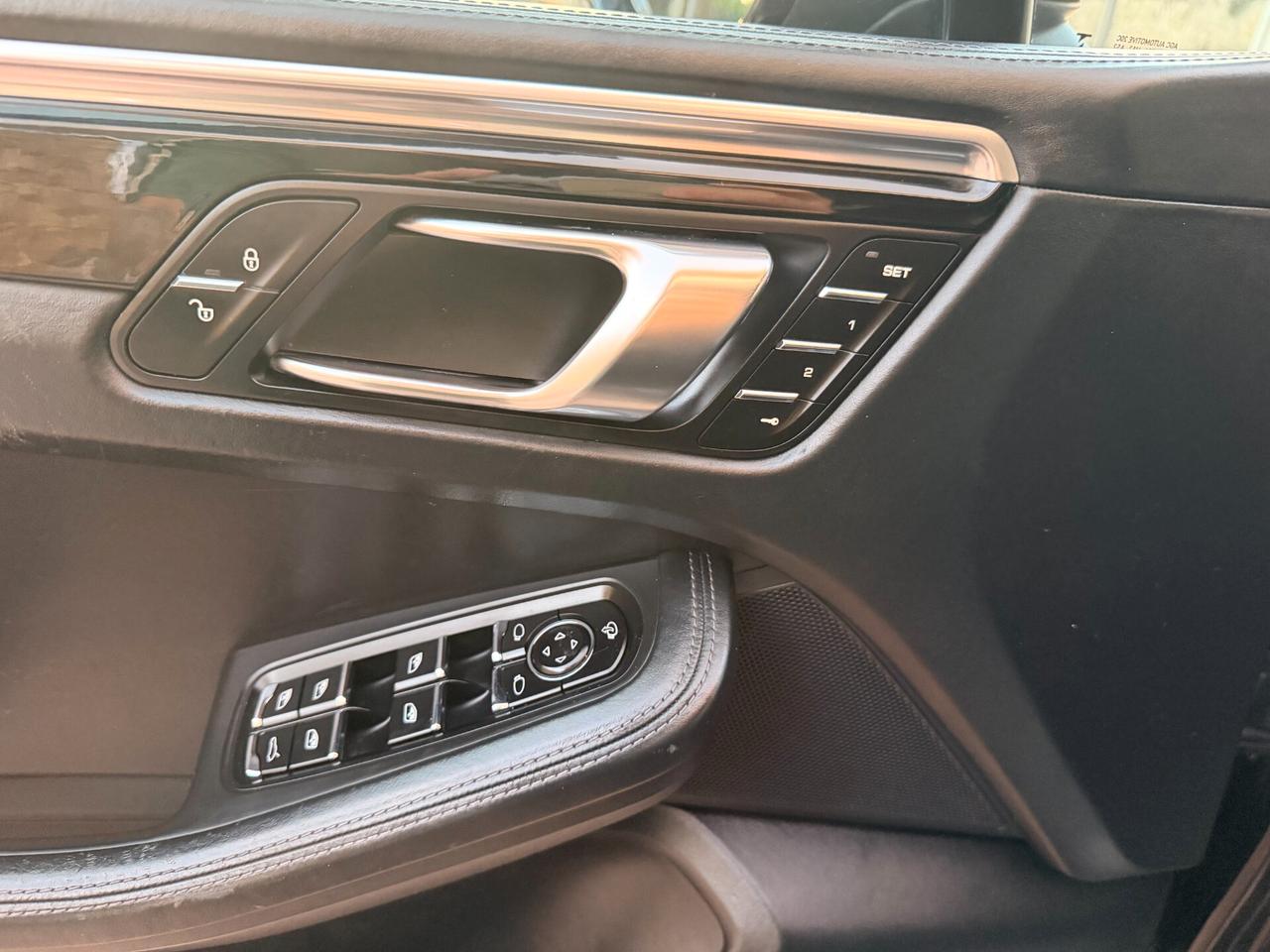 Porsche Macan 3.0 S -Tetto-Pasm-Full-Total BLACK