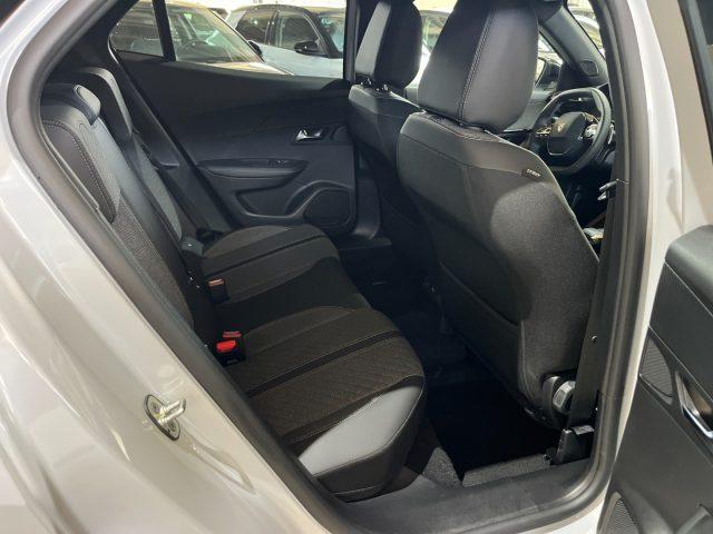 PEUGEOT 2008 1.2 T 130CV EAT8 Allure /NAVI/LED/TELECAM/PARK