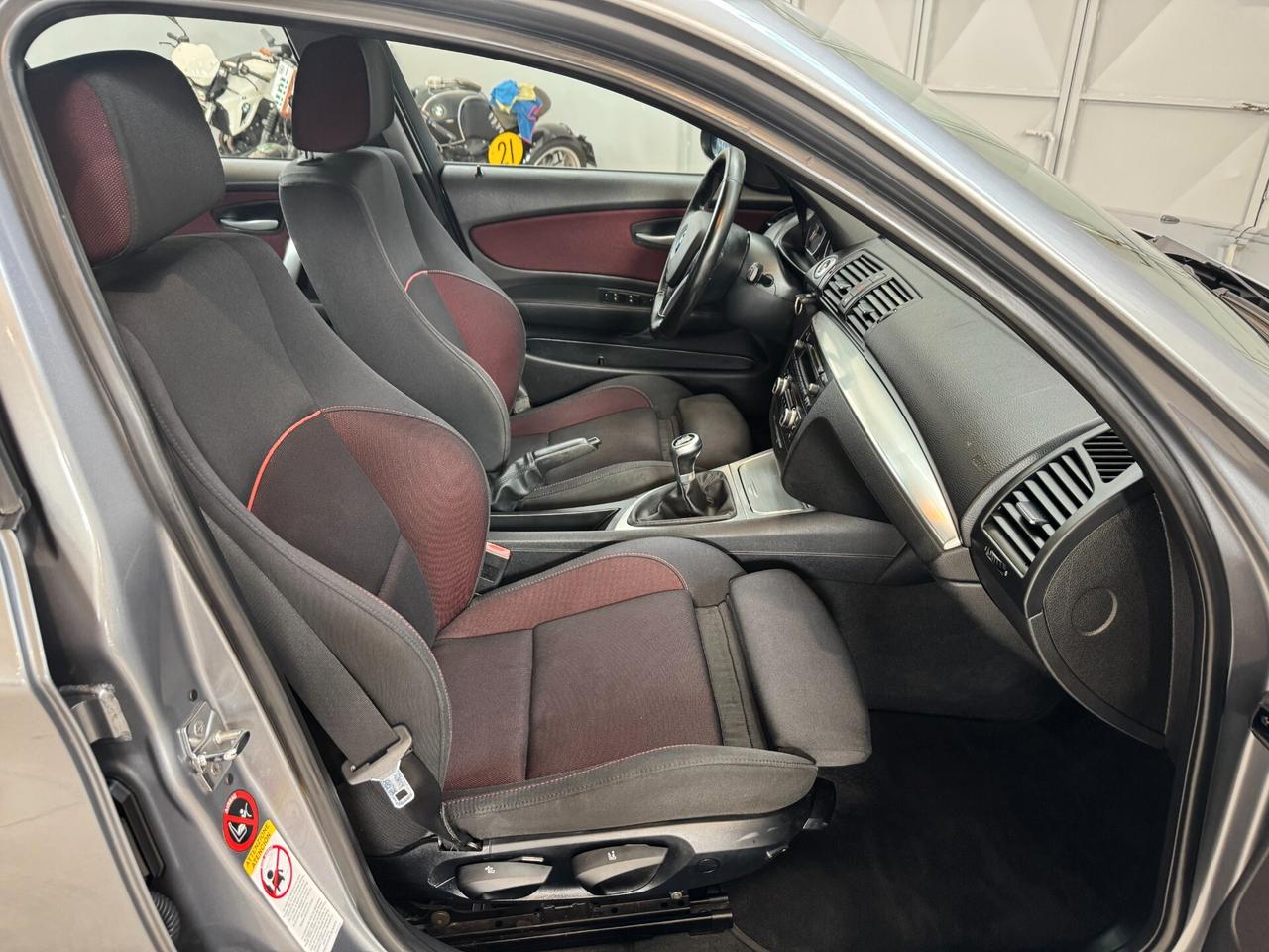 Bmw 116 116i cat 5 porte Attiva