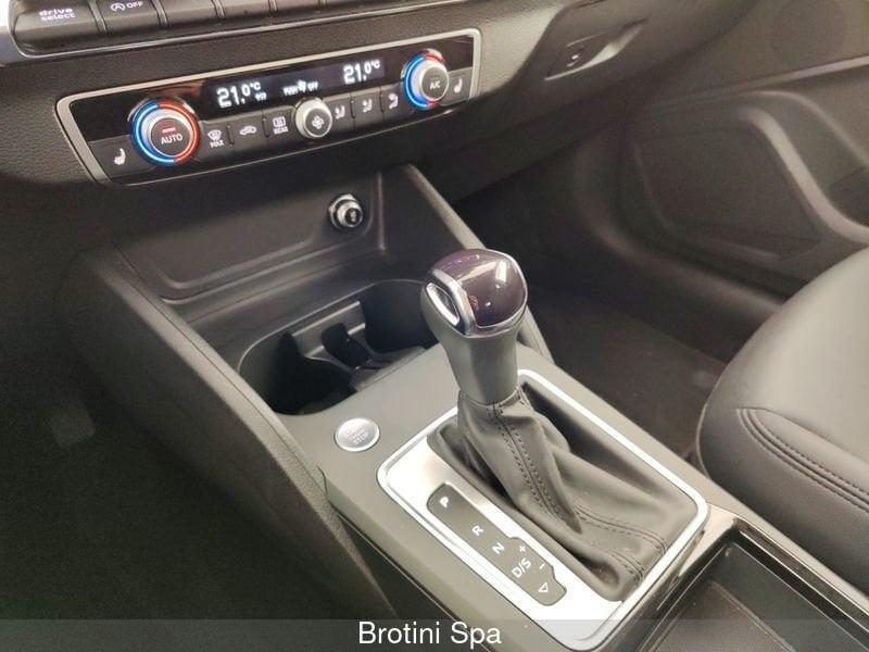 Audi Q2 1.5 40 TFSI S LINE ED. QUATTRO S TRONIC