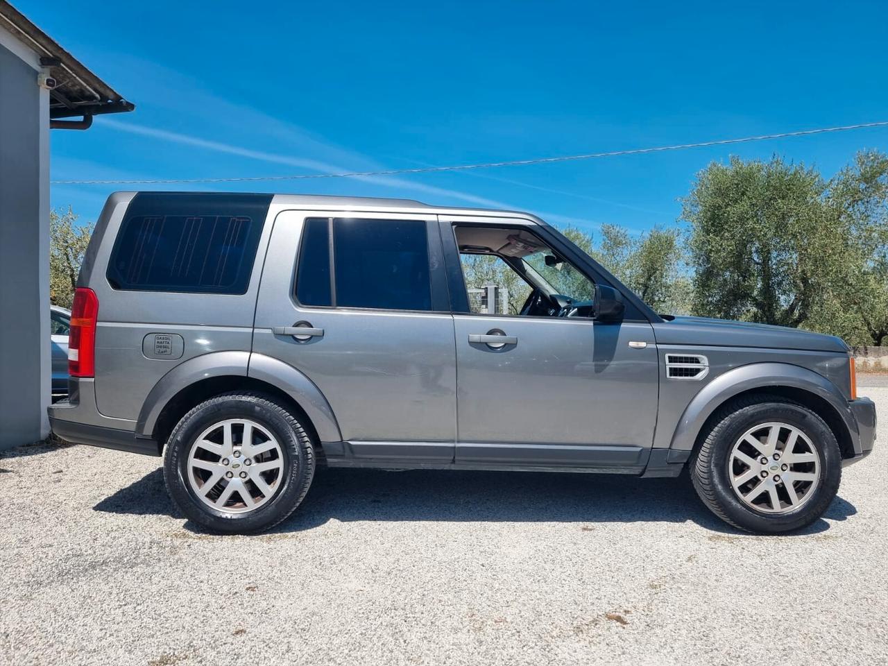 Land Rover Discovery 3 2.7 TDV6 HSE 7 p.ti