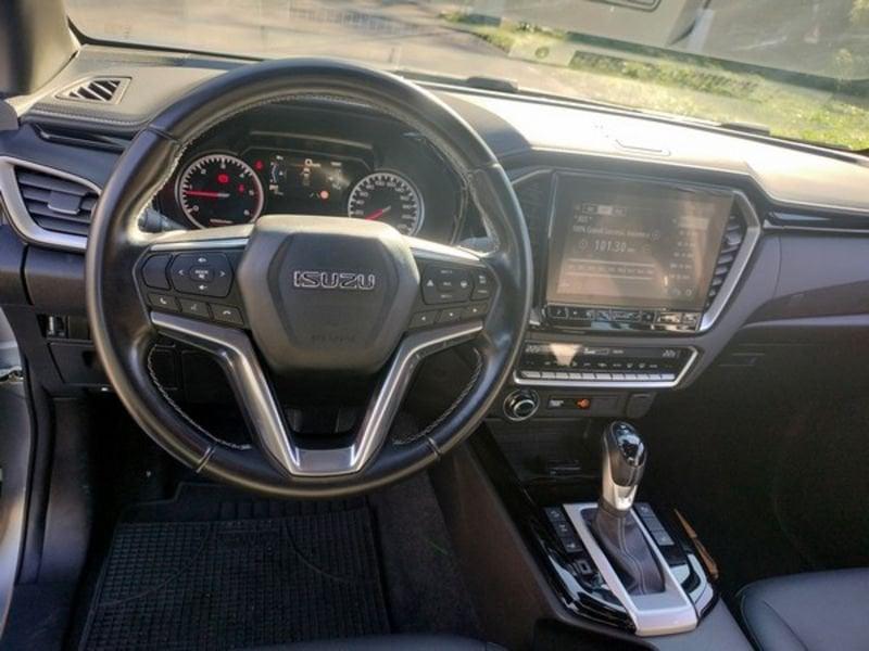 Isuzu D-Max N60 D-Max N60 1.9 Crew Cab FF 4X4 A/T con BullBar, Rollbar e Shutter Lid!!