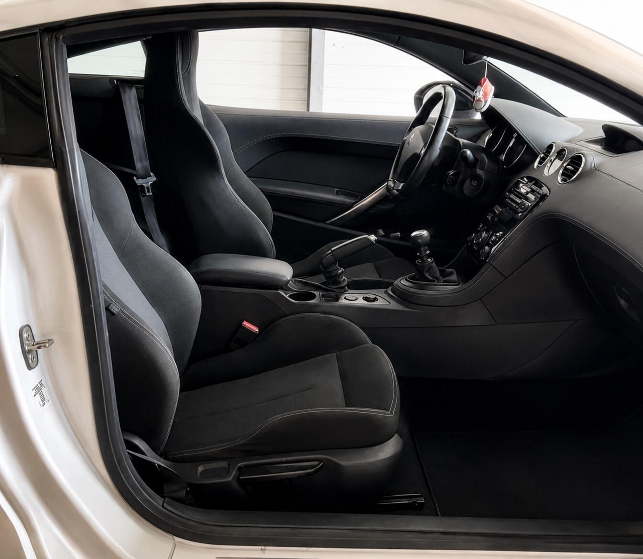 Peugeot RCZ 1.6 THP 156CV