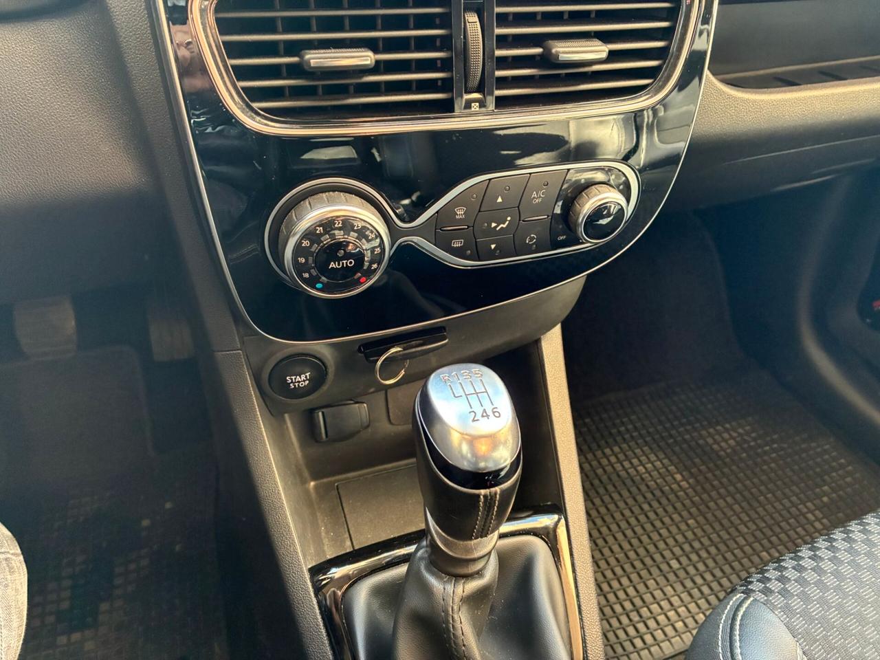 Renault Clio S.W.1.5dCi110CV perfetta navi retro-18