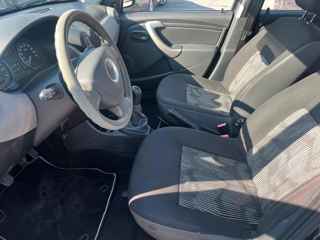 Dacia Sandero 1.2 16V