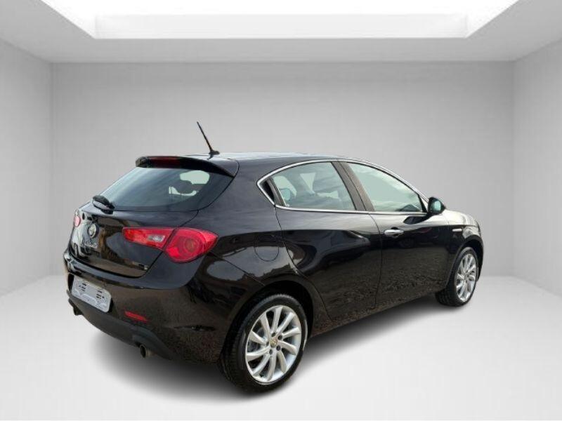 ALFA ROMEO GIULIETTA 2.0 JTDm-2 150 CV TETTO APRIBILE