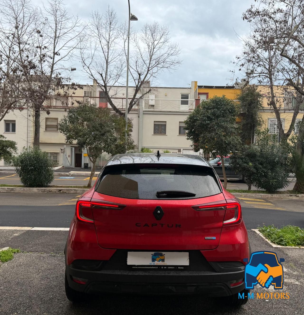 Renault Captur 1.6 E-Tech full hybrid Rive Gauche 145cv auto