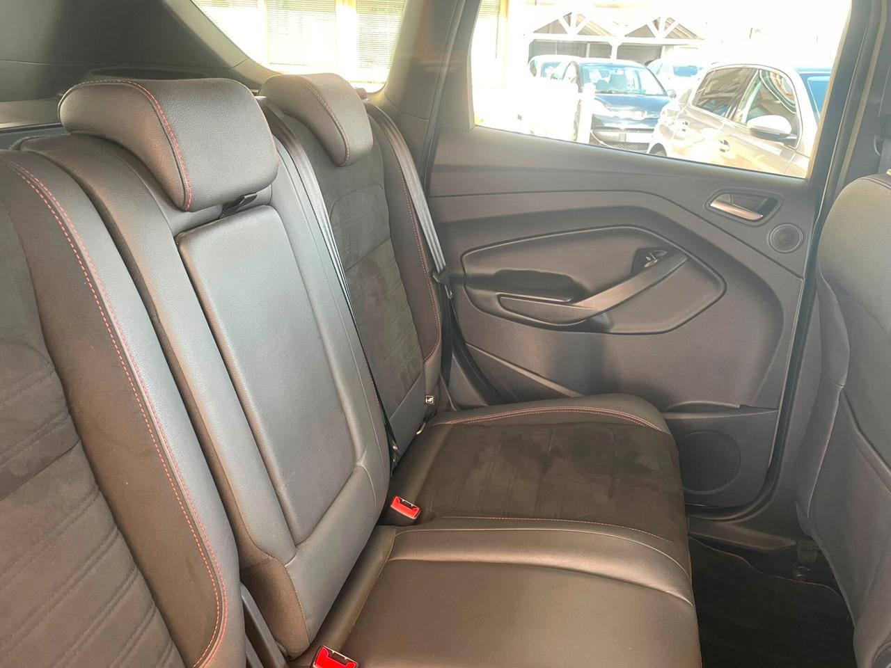 Ford Kuga 1.5 TDCI 120 CV 2WD Powershift Titanium Cambio auto