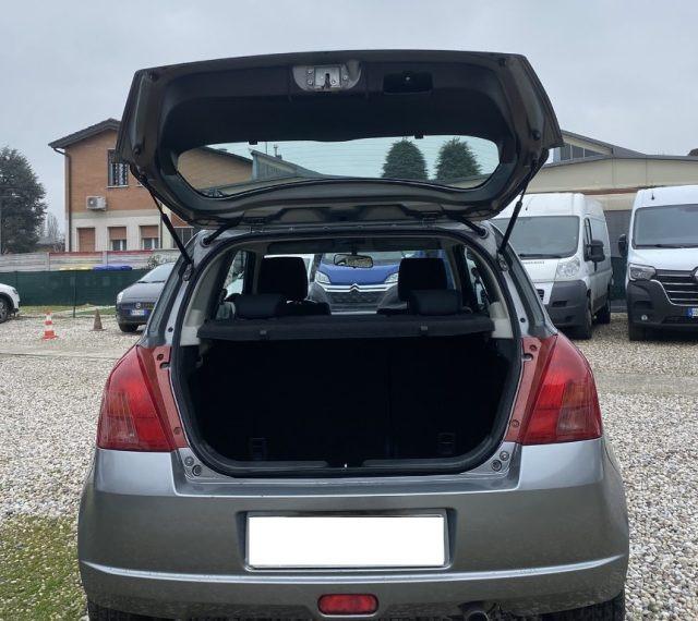 SUZUKI Swift 1.3 3p. GL NEOPATENTATO