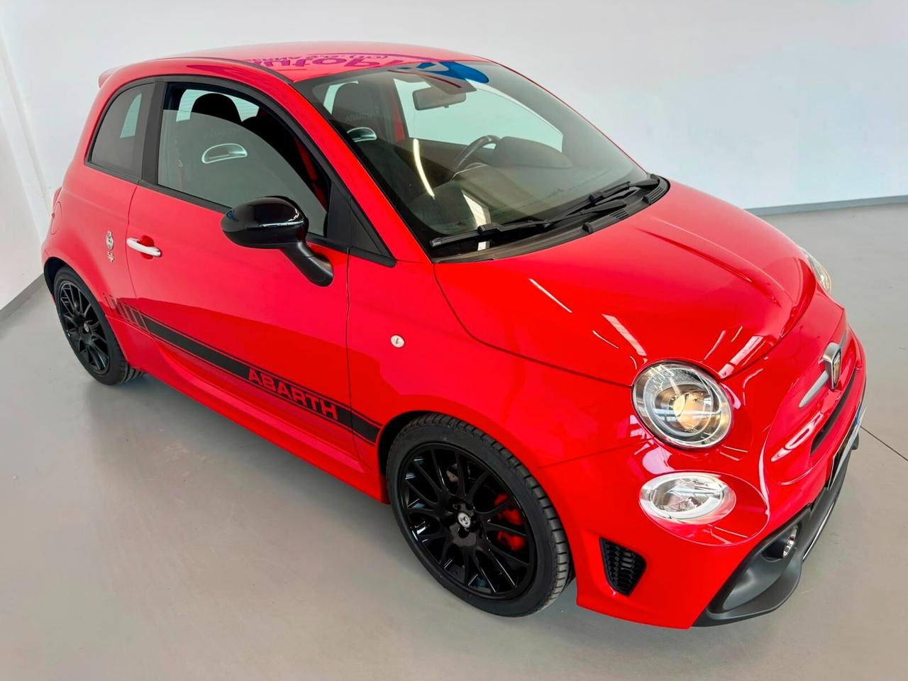 Abarth 595 1.4 Turbo T-Jet 165 CV Pista 70 Anniversario