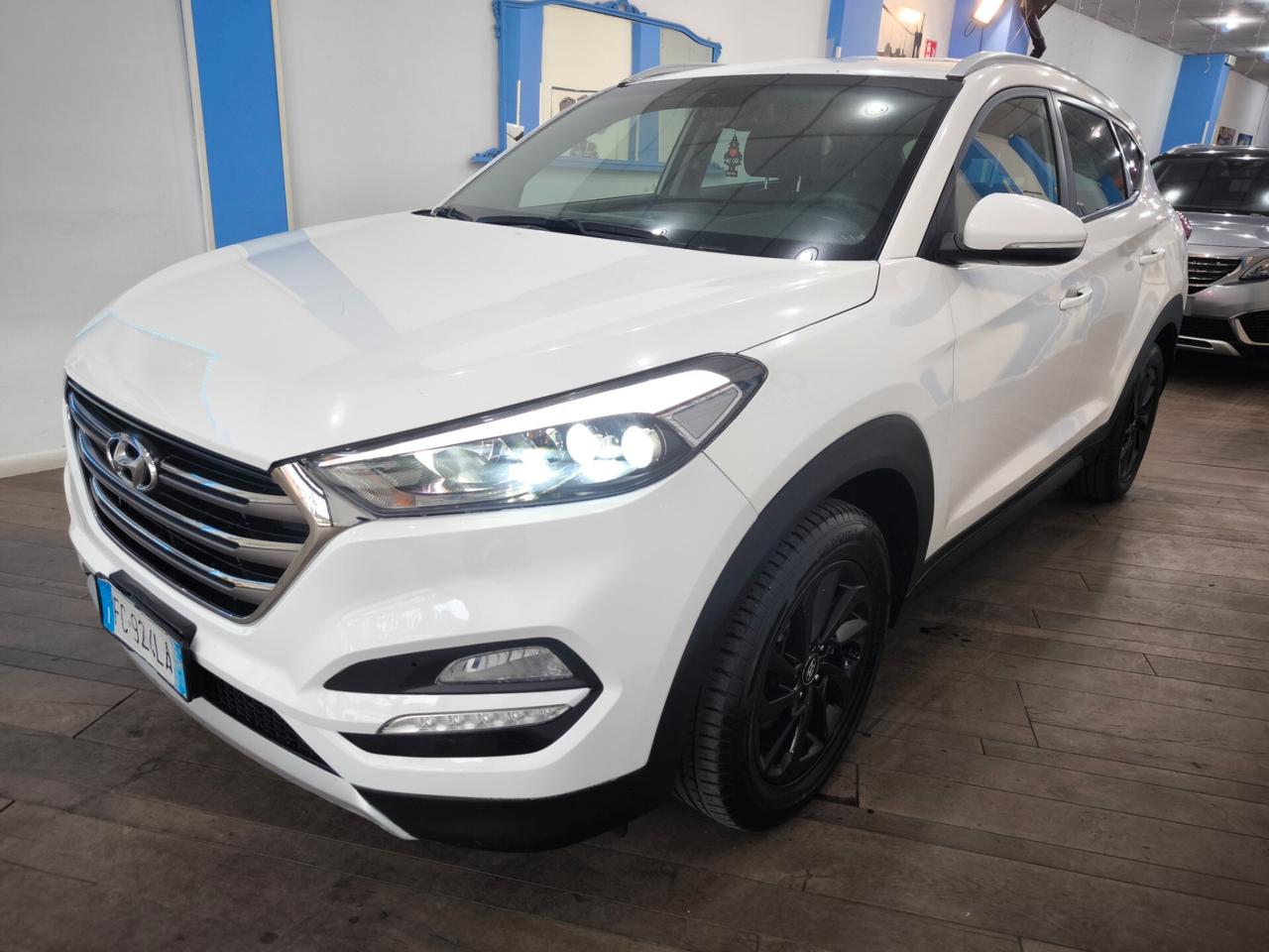 Hyundai Tucson 2.0 CRDi 4WD XPossible 24 MESI DI GARANZIA