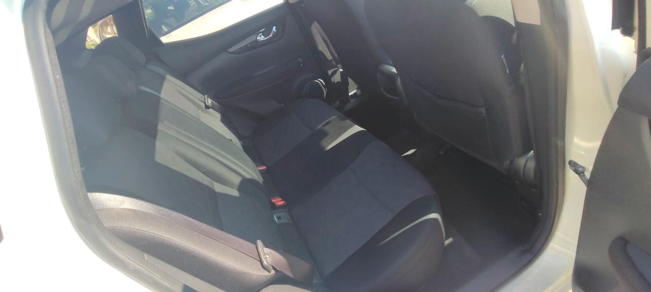 Nissan Qashqai 1.2 DIG-T Tekna