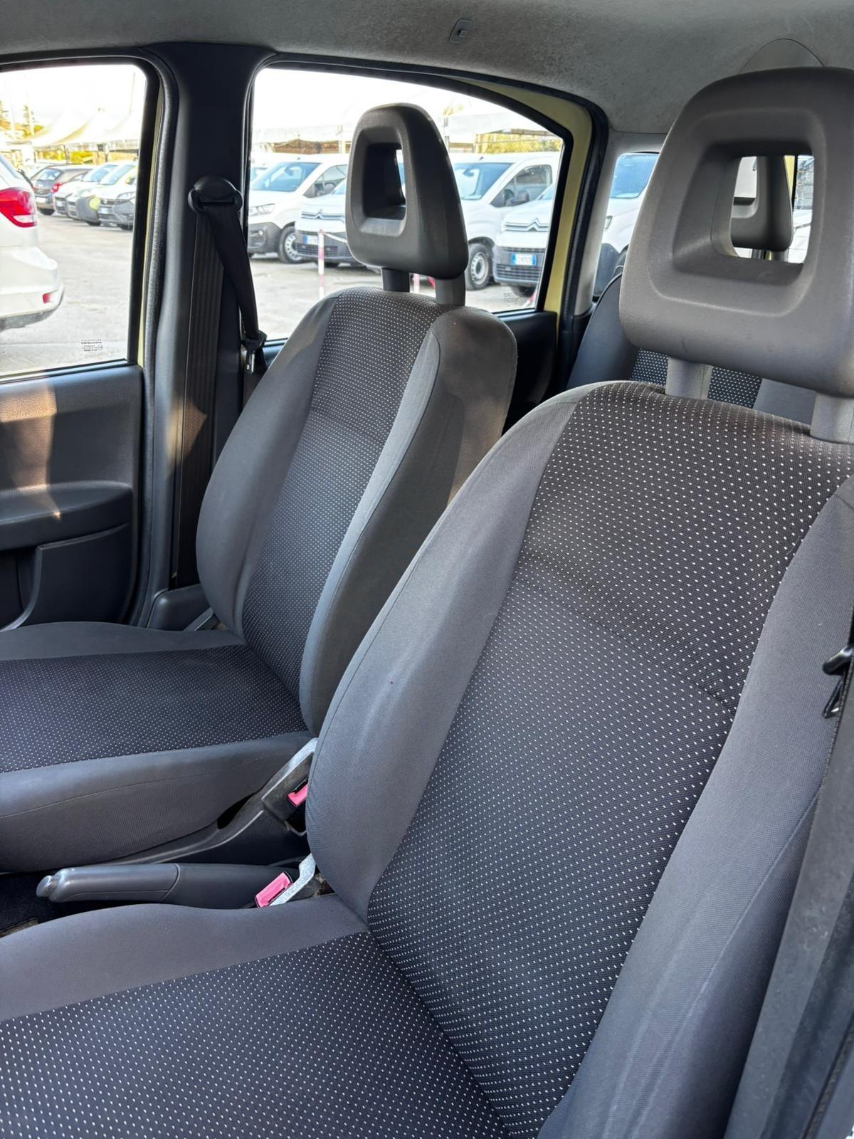 Fiat Panda 1.1 Active benz DG055XP