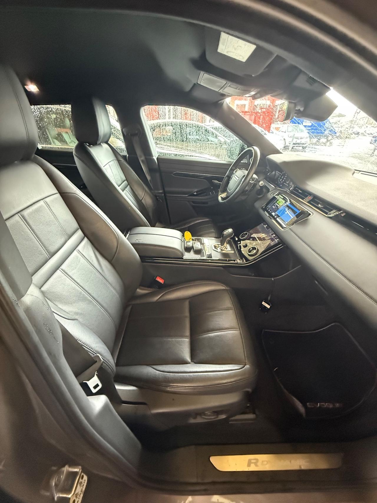 Evoque 2.0 I4 249 CV AWDR-Dynamic-unipro-certificata