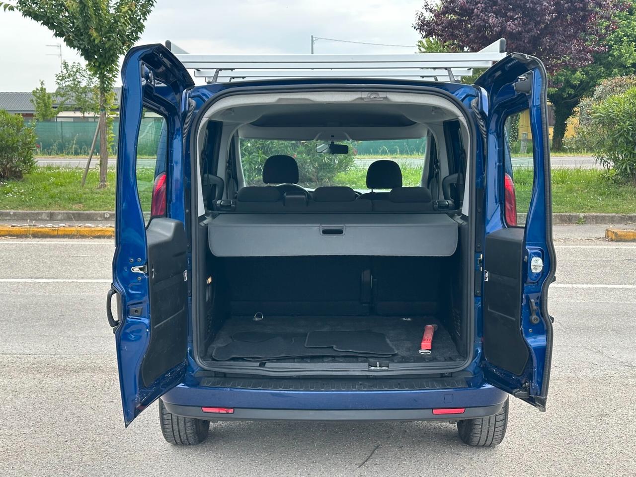Fiat Doblo AUTOCARRO 5 POSTI 1.6 Mjet SX
