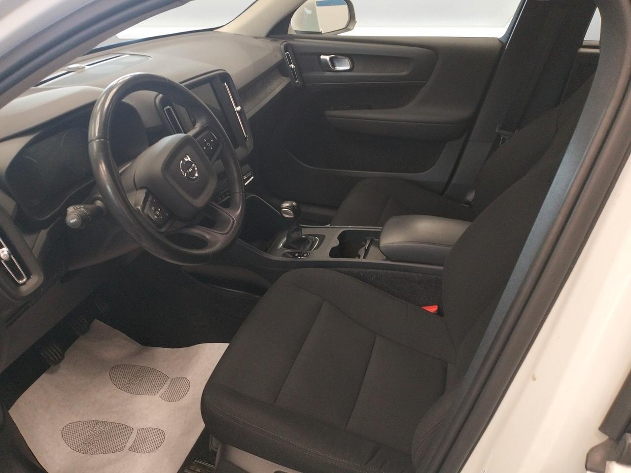Volvo XC40 D3 Momentum Core