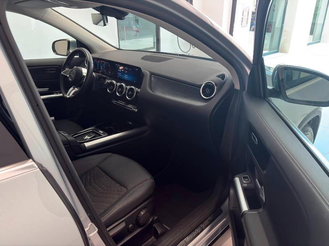 Mercedes Classe GLA 180 d Progressive Advanced auto