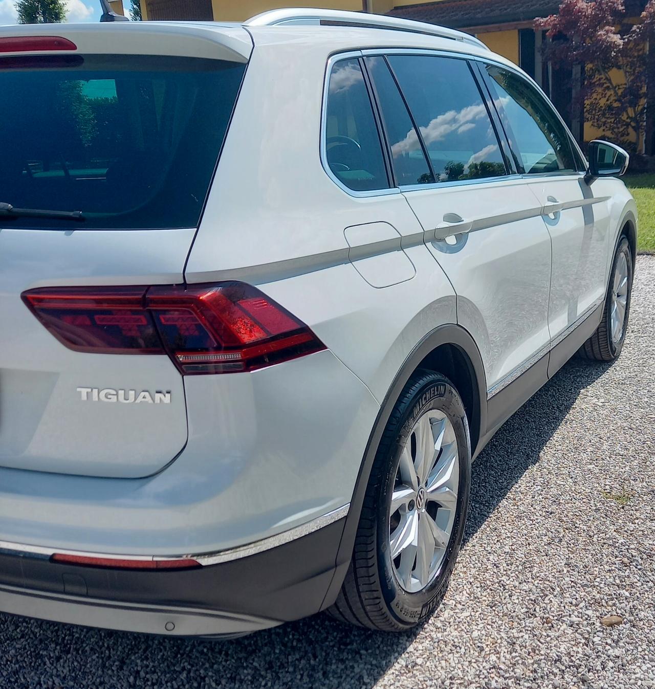 Volkswagen Tiguan 2.0 TDI 150 CV DSG Executive BlueMotion Technology