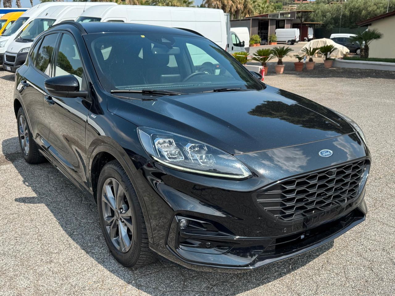 Ford Kuga 2.5 Full Hybrid 190 CV CVT 2WD ST-Line X