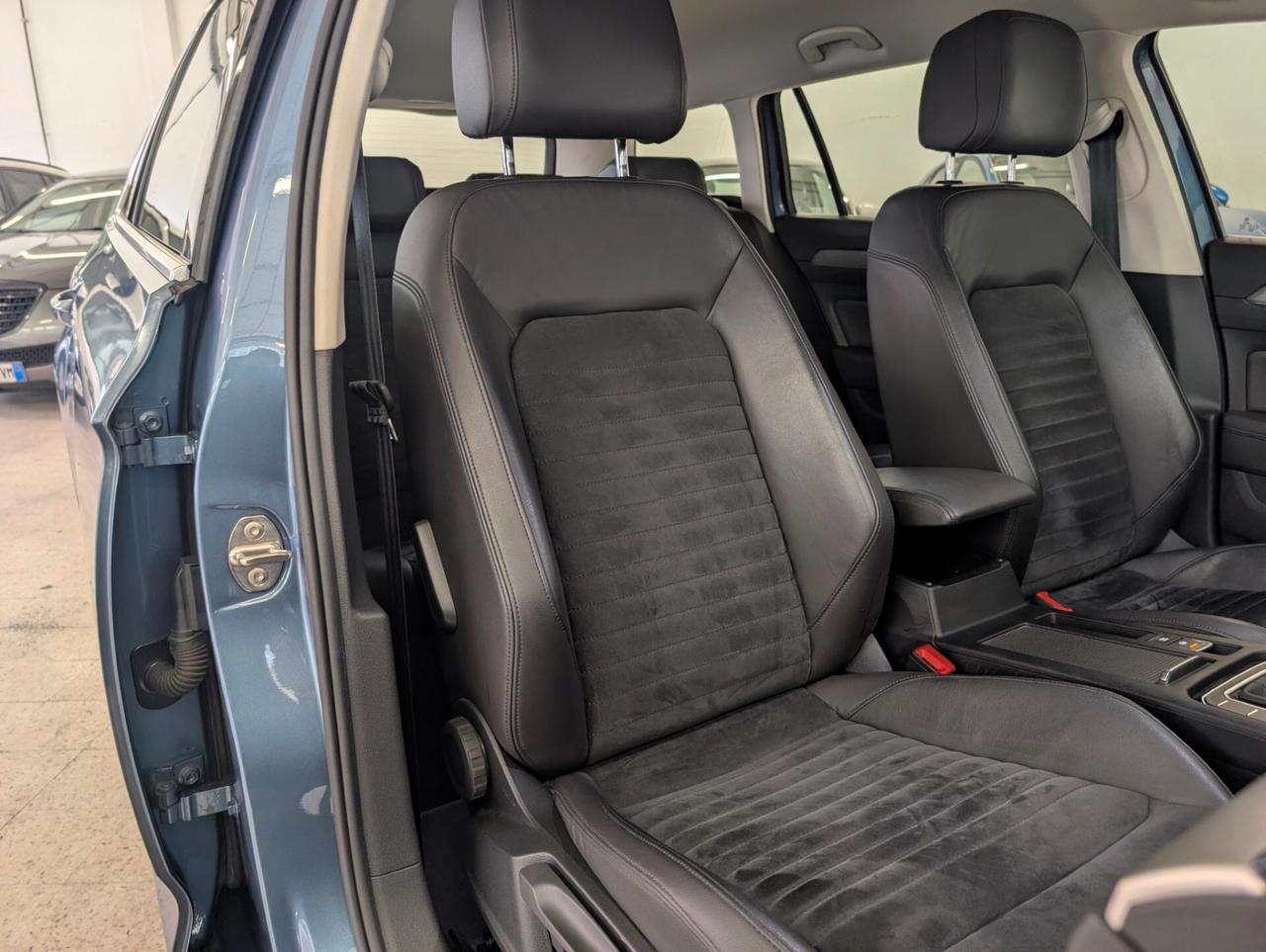 Volkswagen Passat Variant 2.0 TDI DSG Highline BlueMotion Technology