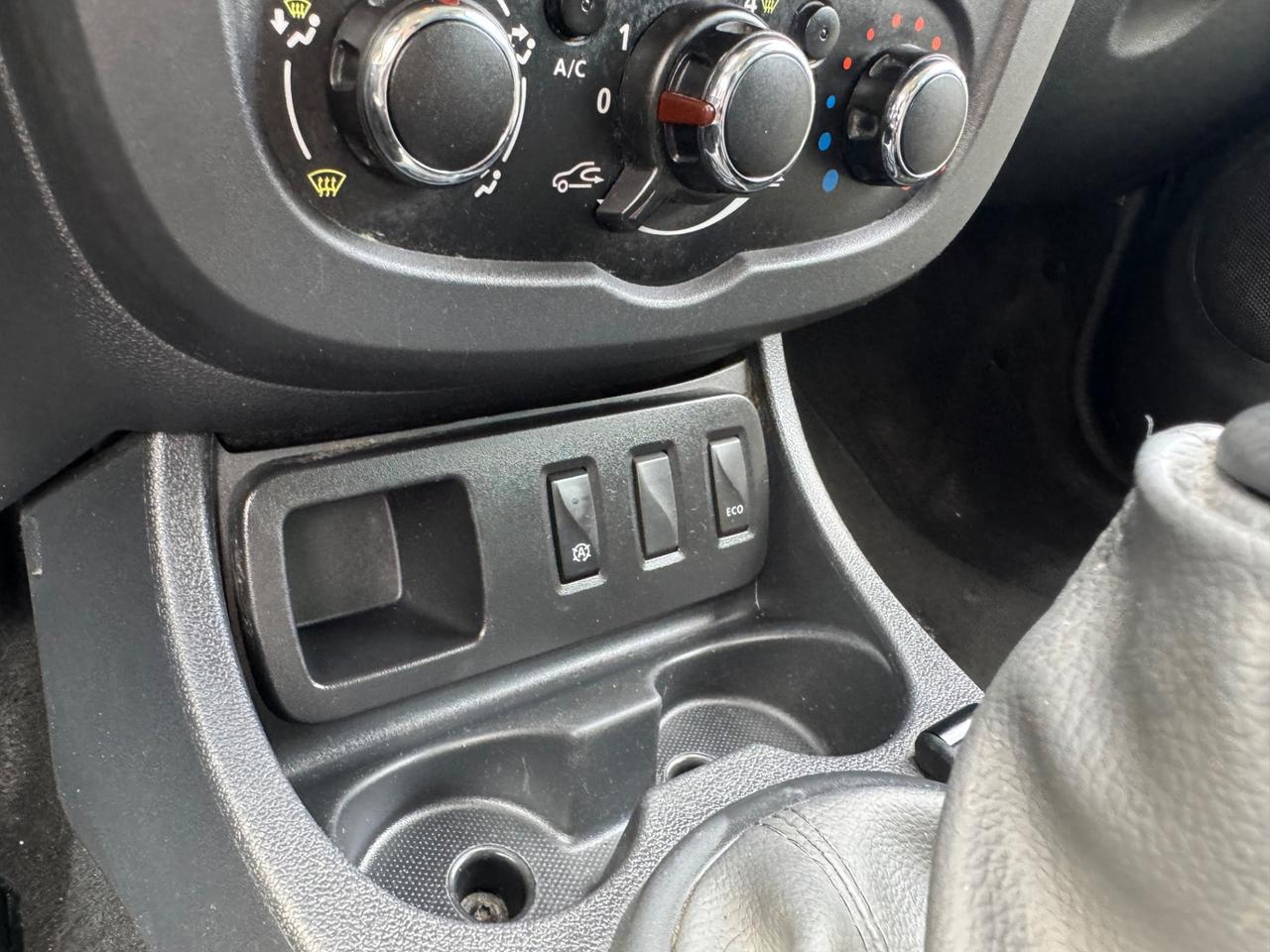 Dacia Duster 1.5 DIESEL 110CV Lauréate 12/2015