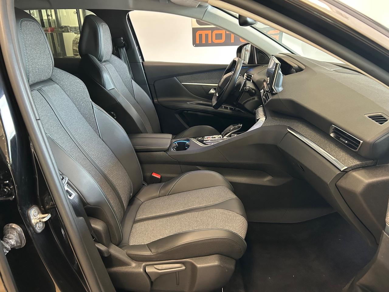 Peugeot 3008 - 2020 1.5 BlueHDi 130 CV 115.000 KM