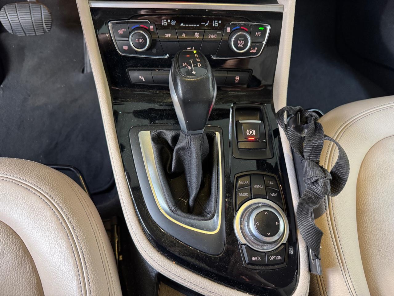 Bmw 218d 2.0 150cv luxury automatico euro6 2015