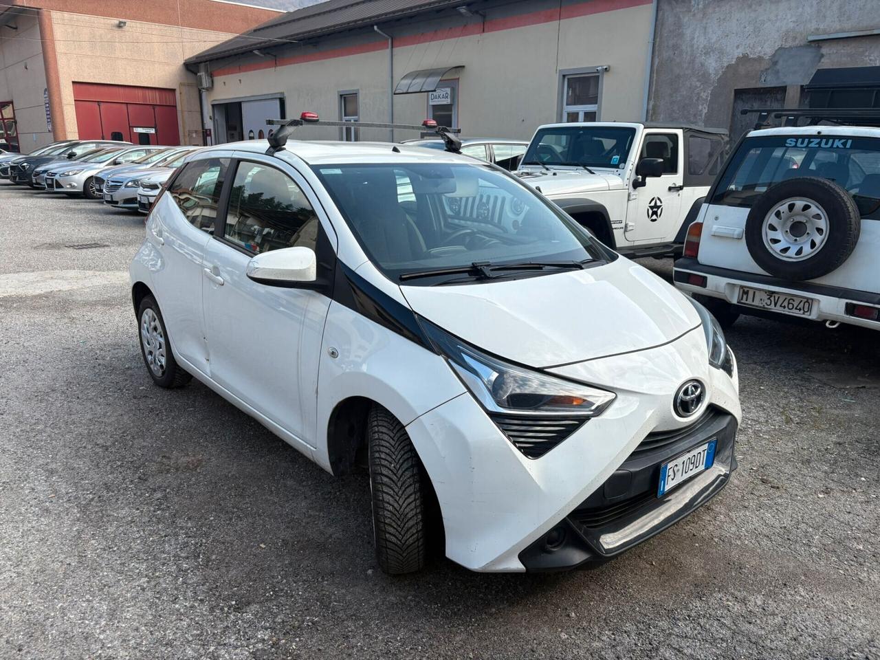 Toyota Aygo 1.0 VVT-i x-business