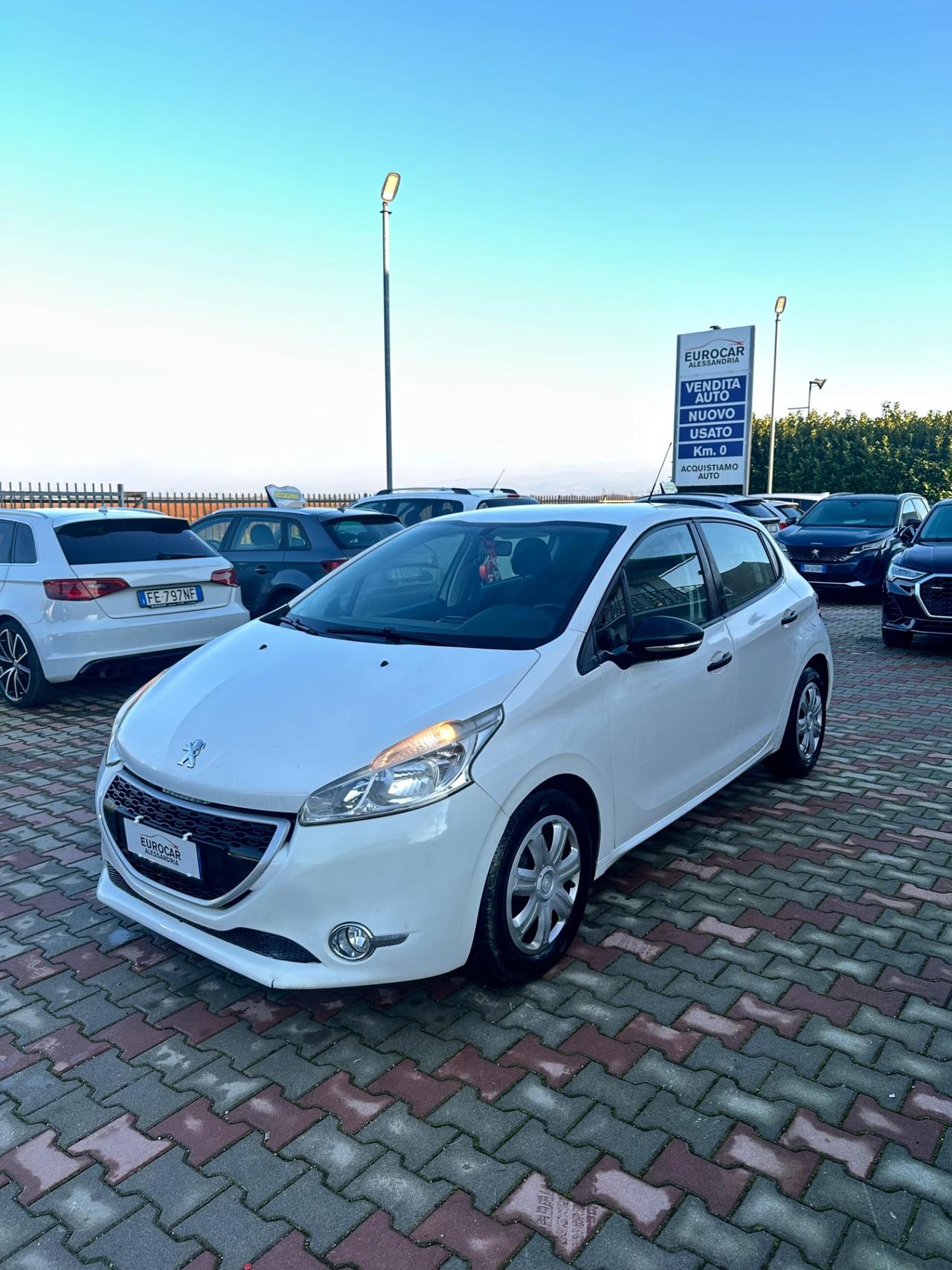 Peugeot 208 1.4 HDi 68 CV 5 porte Van