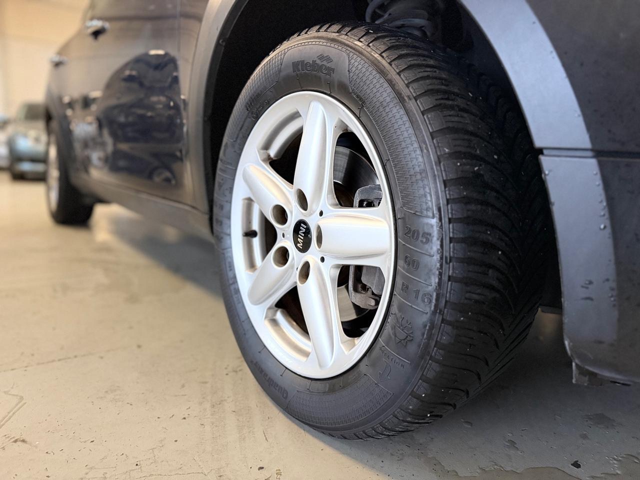 Mini One Countryman 1.6 AUTOMATICA NEOPATENTATI