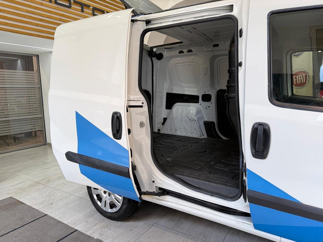 Fiat Doblò 1.6 MJT 105CV S&S PC-TN Cargo Lounge 3 posti + tetto apribile