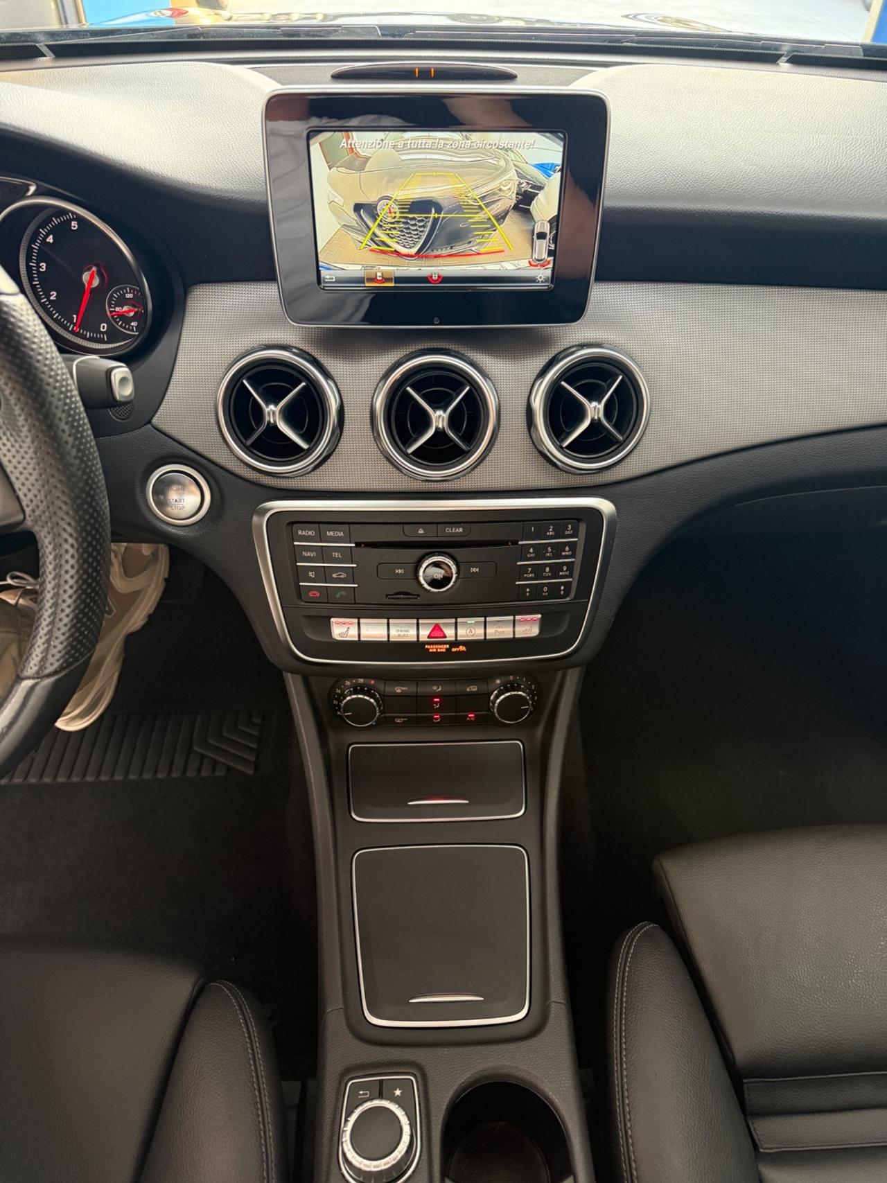 Mercedes-benz GLA 180 Sport 122CV