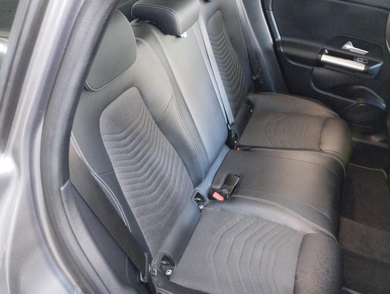 Mercedes-benz GLA 200 d Automatic 4Matic Sport Plus