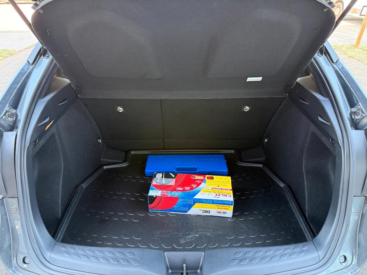 Toyota C-HR 1.8 Hybrid E-CVT Lounge