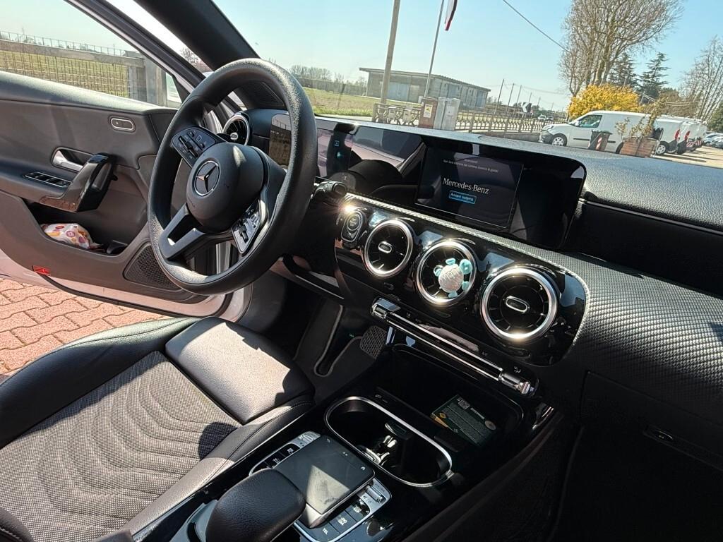 Mercedes-benz A 180 d Automatic Premium