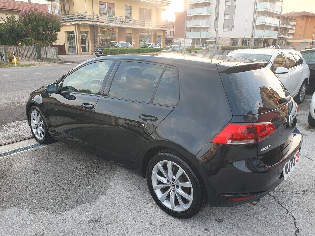Volkswagen Golf 1.6 TDI 5p. Highline Neop 2014