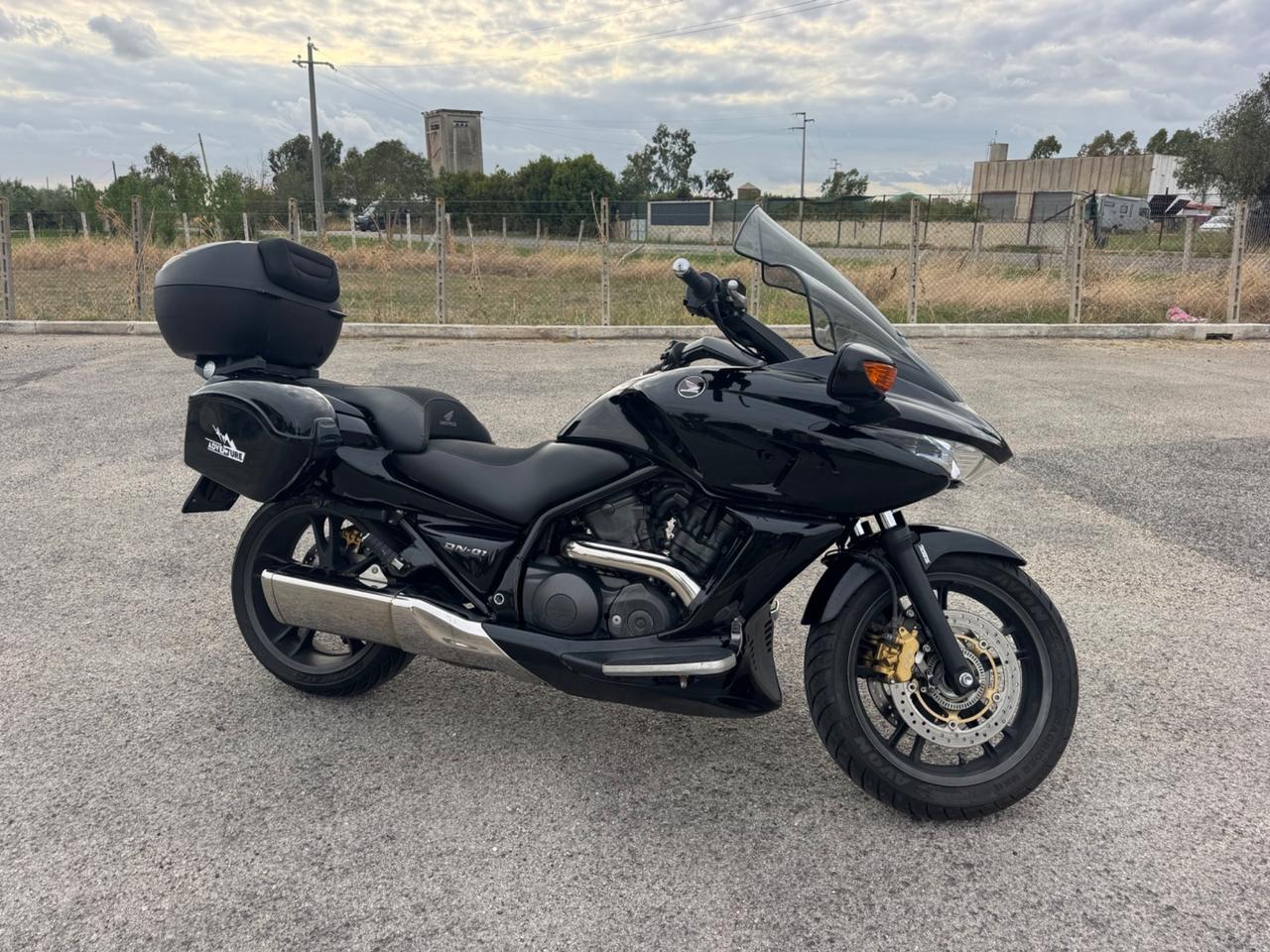Honda DN-01 Benzina