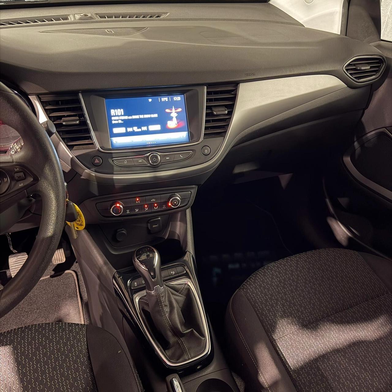 Opel Crossland X 1.2 12V RETROCAMERA+NEOPATENTATI+CRUISE