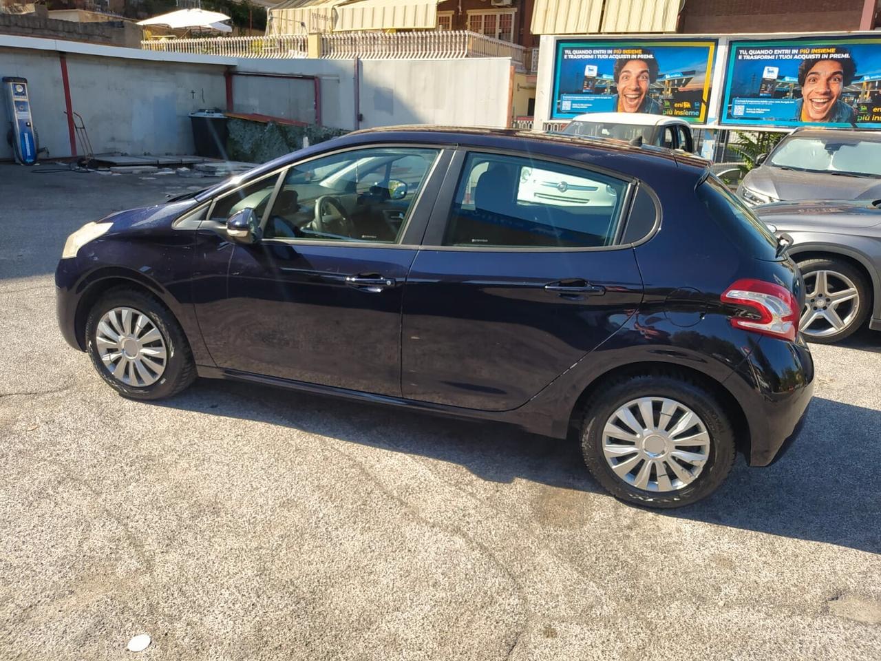 Peugeot 208 1.0Active offerta del mese