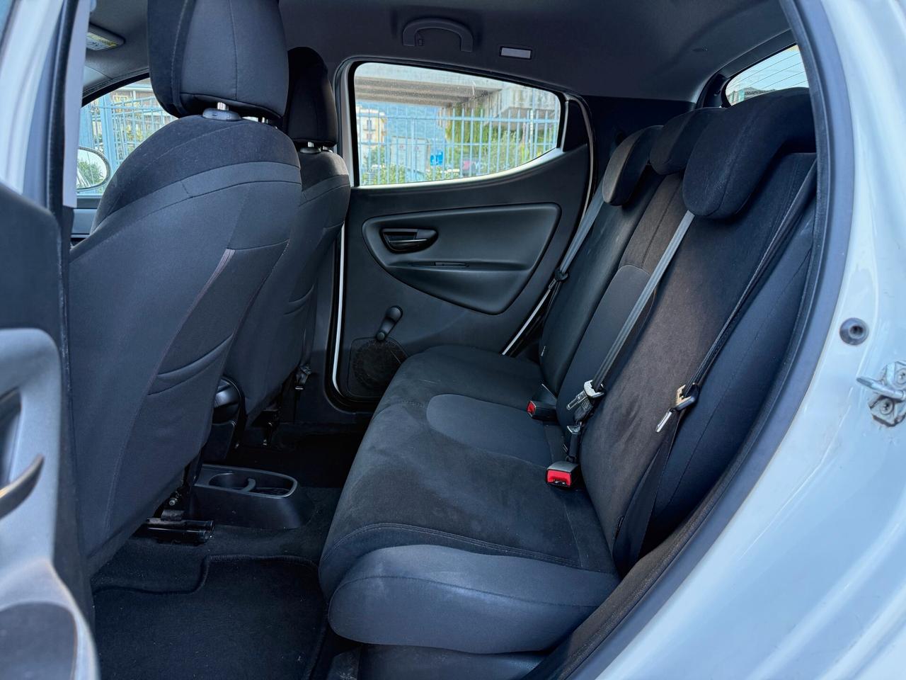 YPSILON 1.2 BENZ. ANNO 2015 EURO 6-OK NEOP.