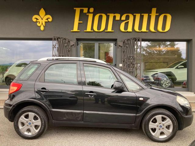 FIAT Sedici 1.9 MJT 4x4 Emotion