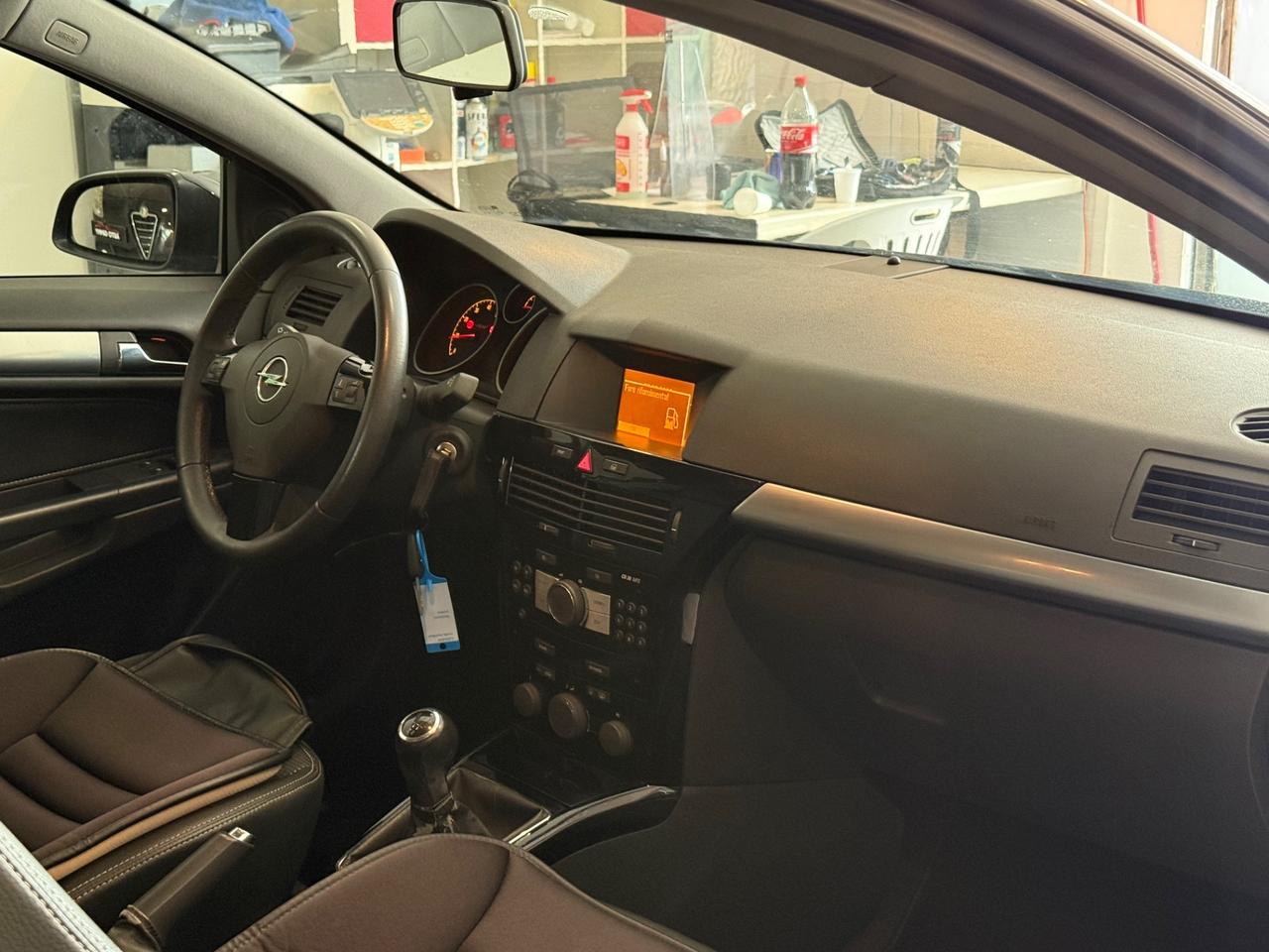 Opel Astra 1.6 BENZINA NEOPATENTATI