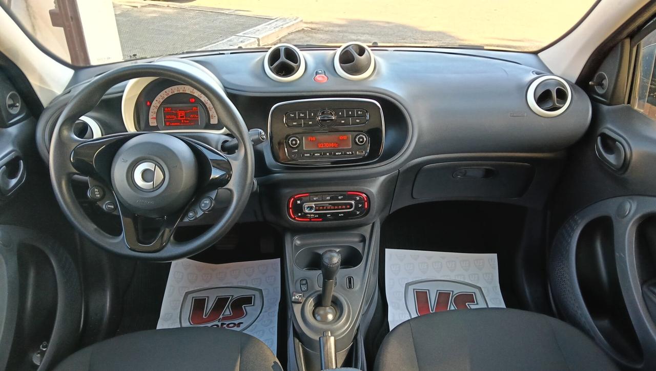 SMART FORFOUR AUTO -PREZZO PROMO!